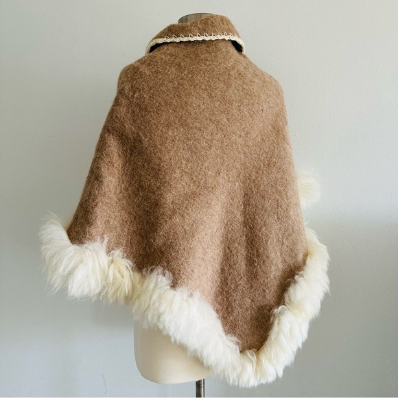 Alpaca Wool Fur Cape Poncho Cover XS - Picture 5 of 8